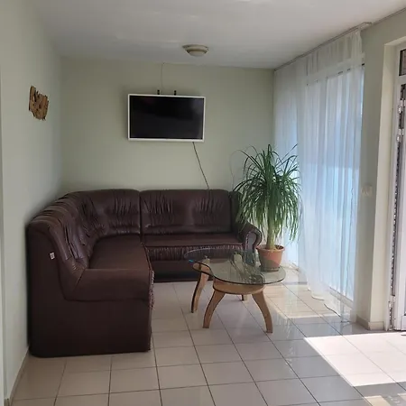 Iceberg 2* Равда