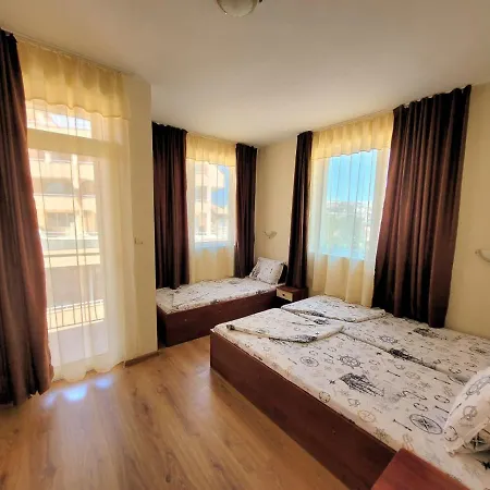Iceberg Hotel Ravda